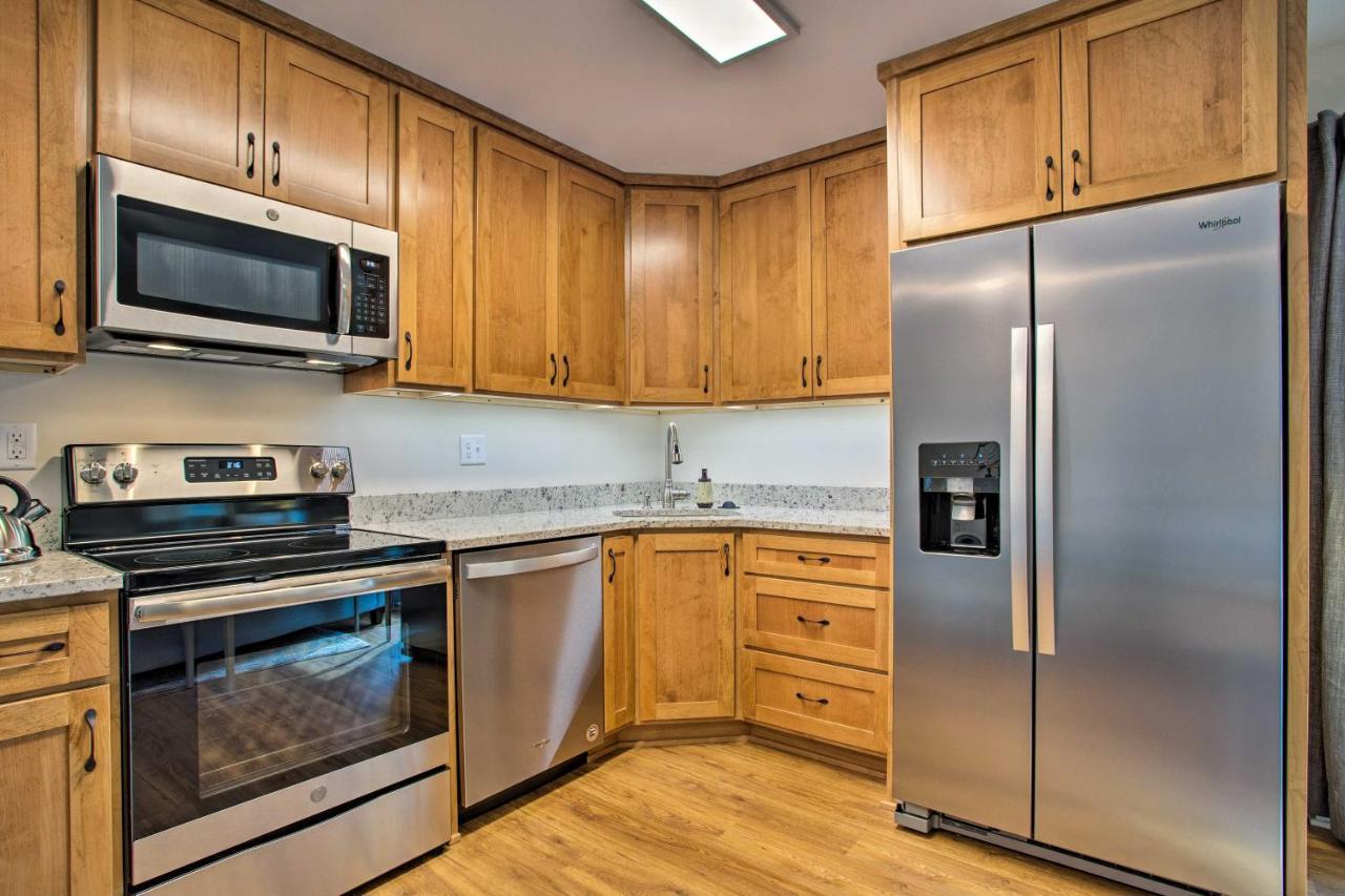 Saluda Main Street Retreat - Central Location! 외부 사진